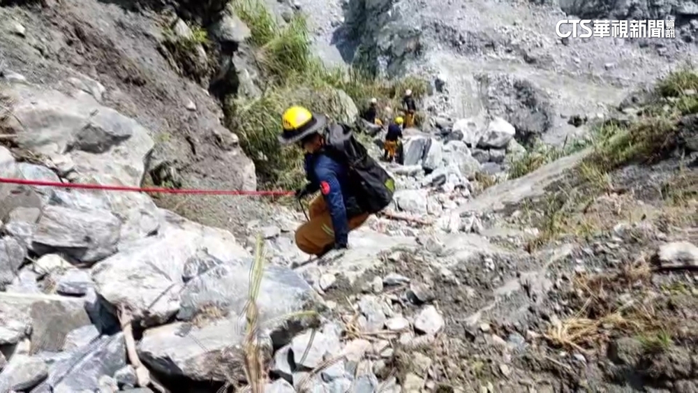 找尋中和礦場失聯礦工　搜救隊見石縫蒼蠅圍繞飄異味