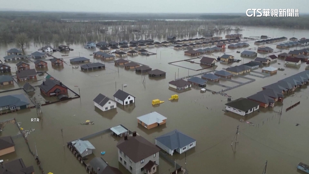 天氣暖化雪融快速　俄羅斯.哈薩克河水暴漲釀災