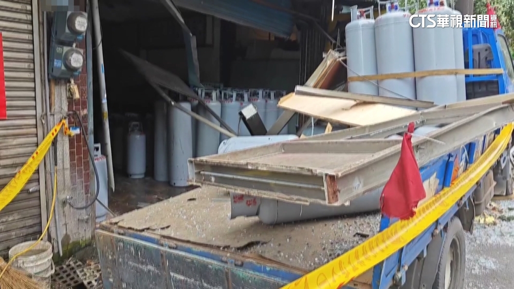 桃園平鎮瓦斯行氣爆炸裂牆　2員工50%灼傷送醫