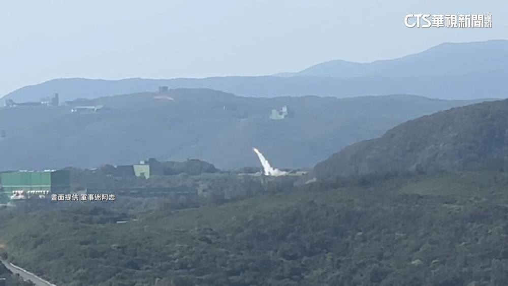 神弓操演登場！「陸射劍二飛彈」首參演成功命中靶機