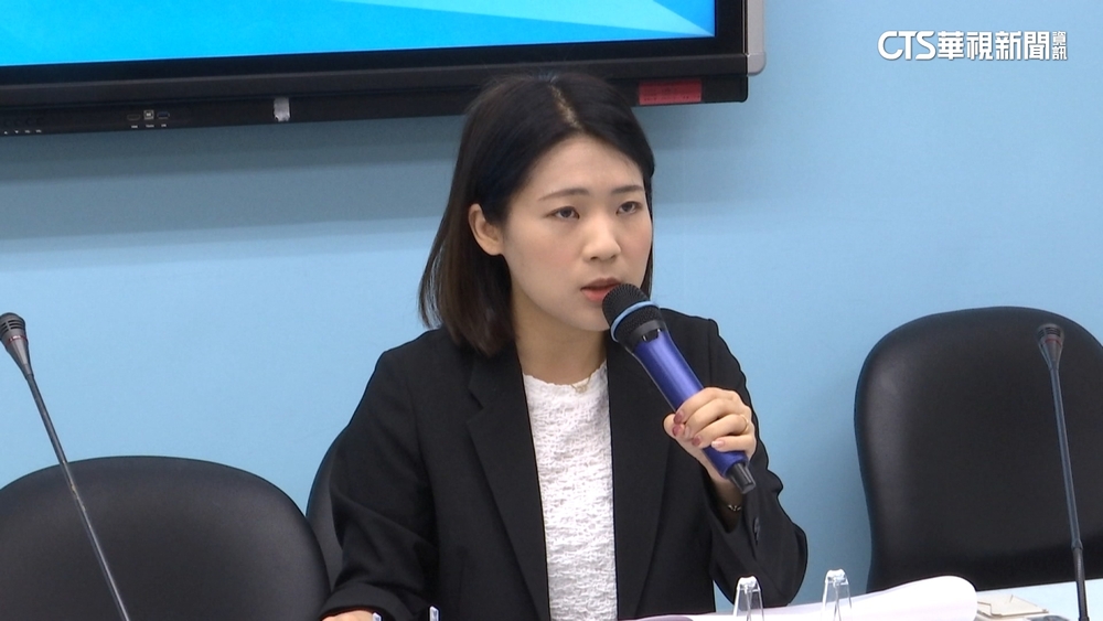 徐巧芯握錄音檔　揭大姑丈夫恐嚇「對你全家不利」