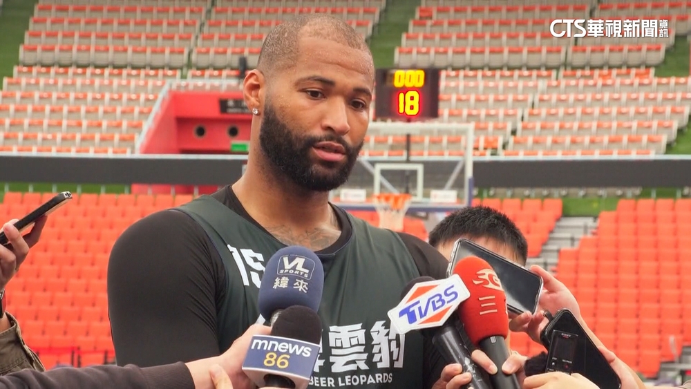 卡森斯帶「雙寶」體驗不同文化　讚台環境友善