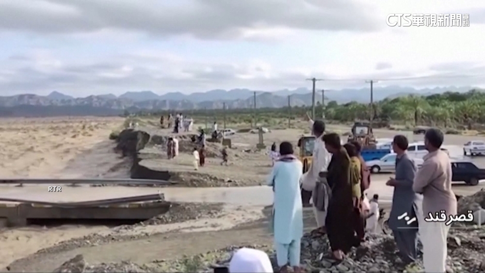 大雨釀水患襲擊伊朗東南部　數千人無家可歸