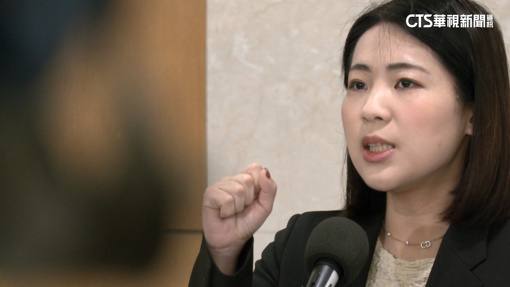 收入遭放大檢視！徐巧芯：勿抺黑　卓冠廷：通告滿檔增幅合理