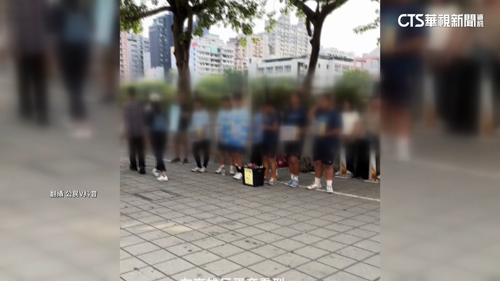 陽明國中手球隊一鳴「金」人　賣花籌款拚出國爭光