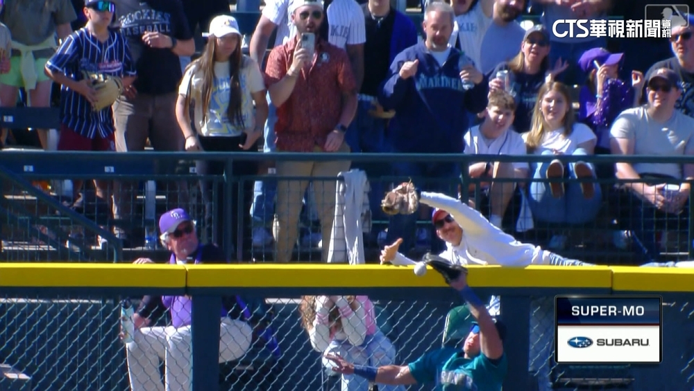 球迷伸手干擾比賽　Stallings「再見轟」被沒收！