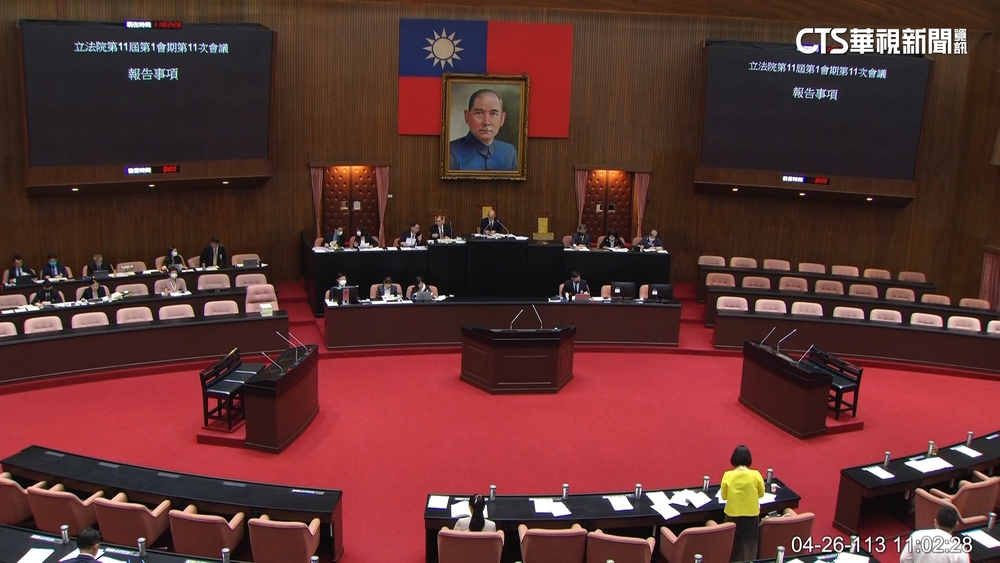 京華城容積率疑雲續燒　藍議員爆柯市府「2度放寬」