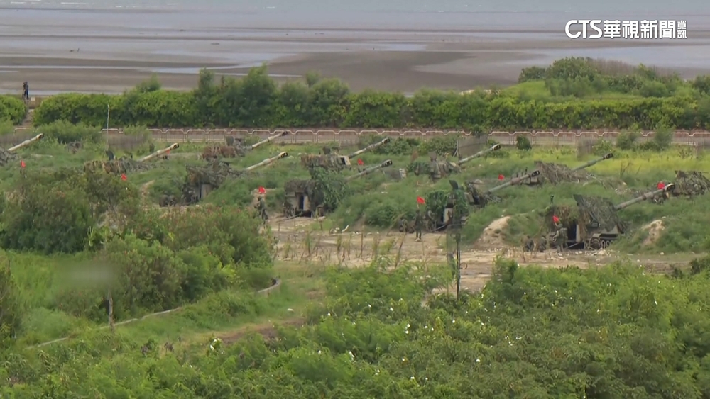 兩面手法？趁藍營赴中釋利多　共機仍衝基隆37浬外