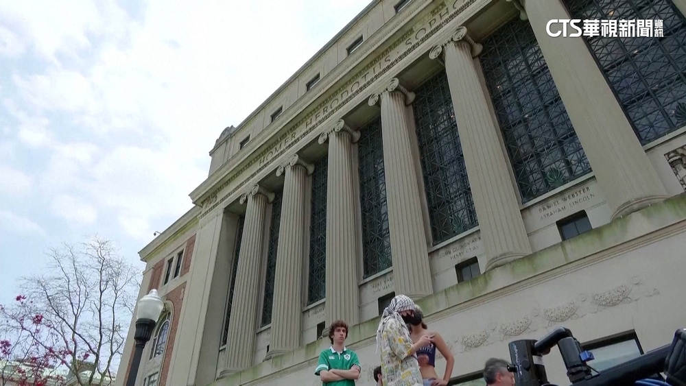 美警入校驅離挺巴學運　白宮：　一切校方決定