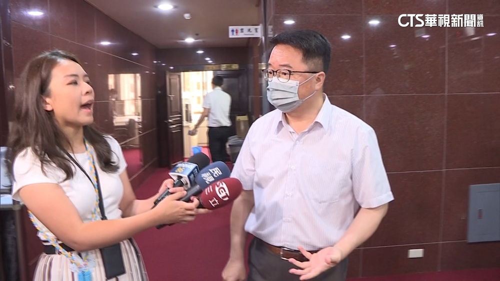 再現幽靈投票！吳秉叡不在場仍投票　綠：需調查