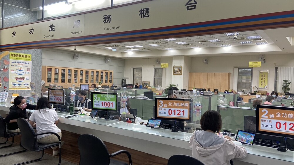 台中男賣地籌兒子出國費　地稅局1通電話「省20萬土增稅」