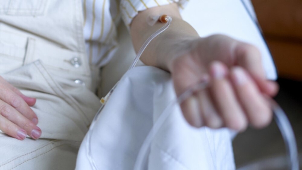 14歲女罹糖尿病　母揭「3餐菜單」自責哭喊：是否害了她？