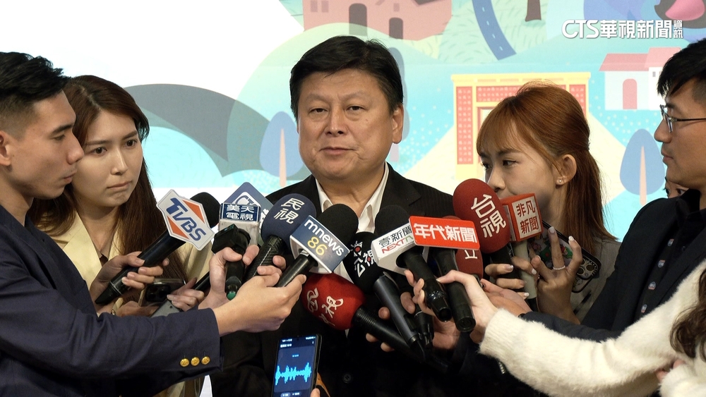 藍白封殺「赴中報備」案　綠轟賣台.傅崐萁反擊