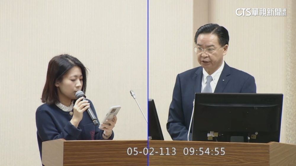 吳釗燮嗆「快告我藐視國會」　徐巧芯質疑：EQ有問題？