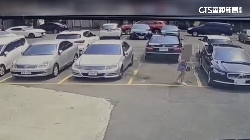 男陳屍停車場「疑開毒趴致死」　女友急找代駕棄屍