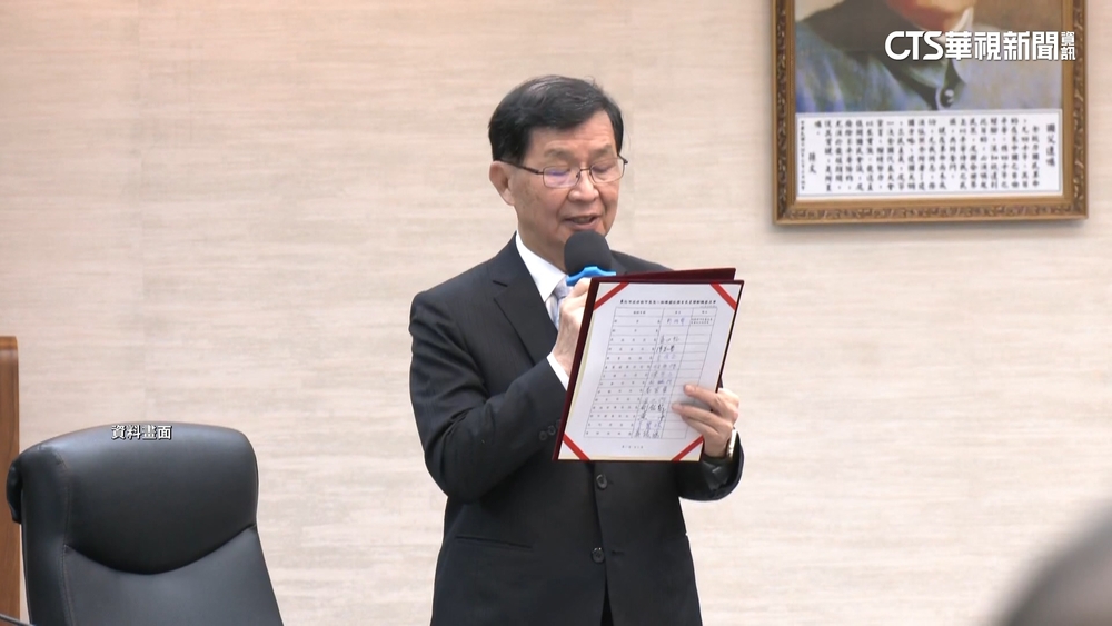 議員曝京華城容積率解套關鍵人　彭振聲：僅主持