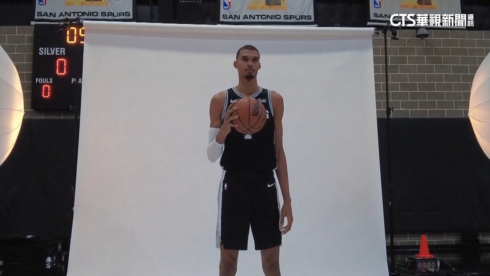 太瘦難生存？　224cm「溫班亞馬」全票奪NBA新人王