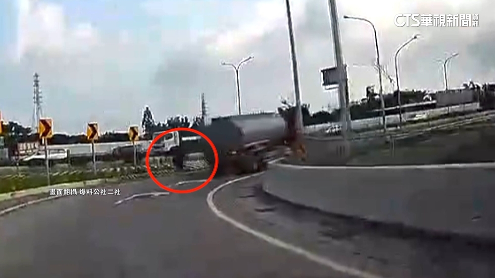 車輪「離家出走」！　貨車變「三輪車」　駕駛未察覺