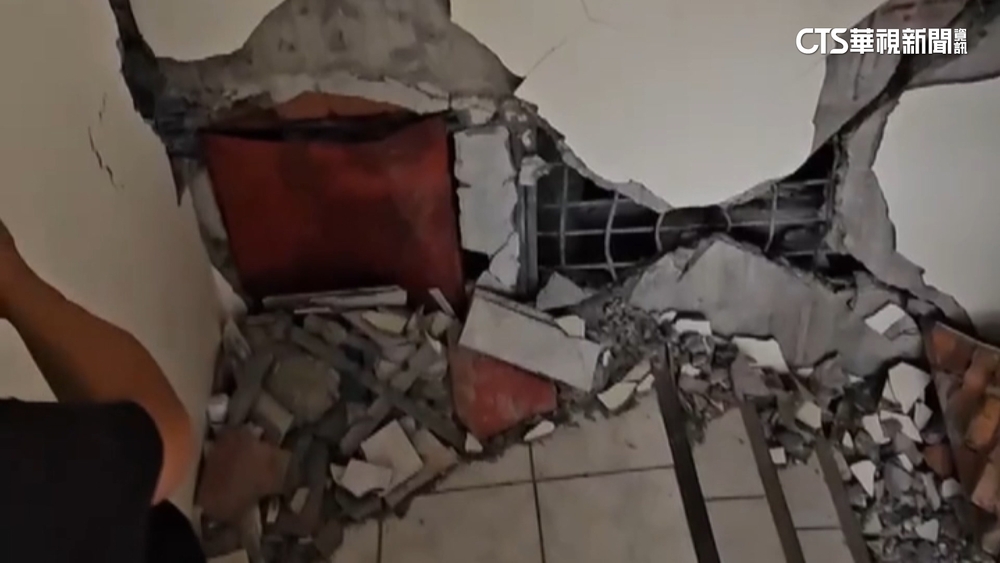 華爾街大樓判「不需拆除」　鄰居拍內部災損憂倒塌