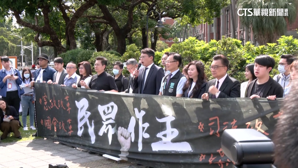 號召改革卻「5案纏身」！　藍提告涉圖利　柯文哲怒嗆