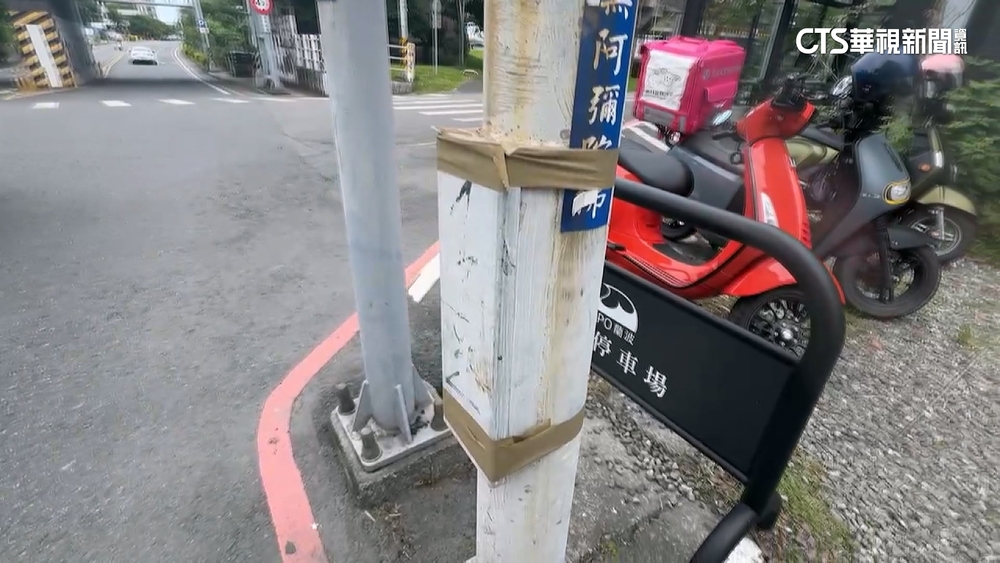 宜蘭市路燈維修蓋被膠帶纏繞　市公所：盡速派員補修