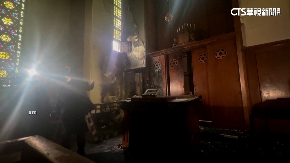 法國猶太會堂遭縱火　警方開槍擊斃涉案男子