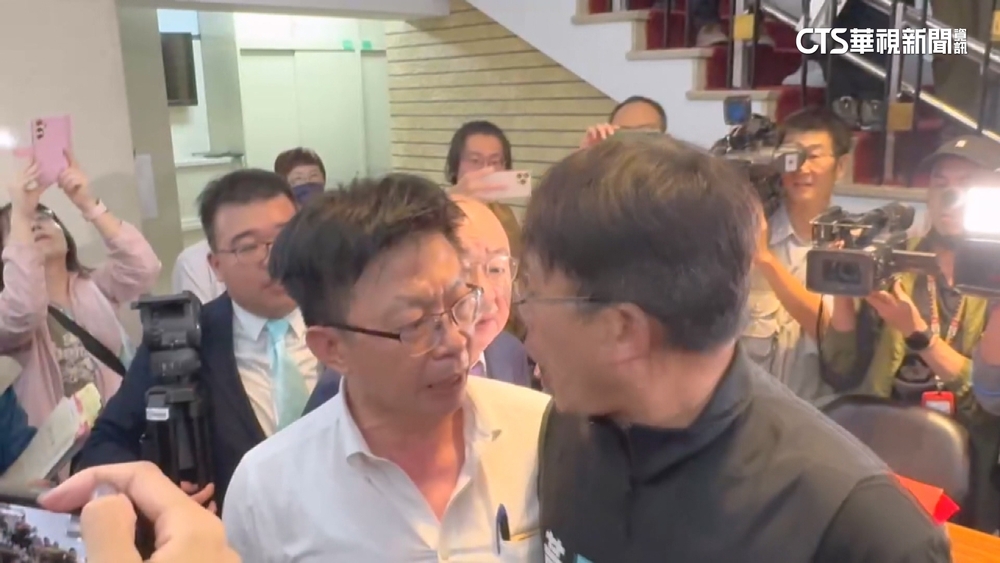 柯建銘指「歷史罪人」　黃國昌嗆：他才罄竹難書