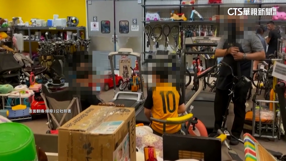 二手店廣播「勿試坐」！客翻臉槓　店家：坐太久提醒