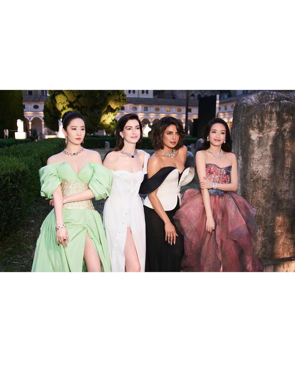 圖片翻攝自 劉亦菲 IG 