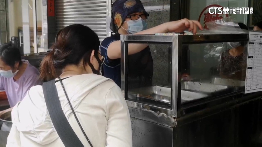 鳳山豬腳麵店飄香近百年「老闆退休」在地人惋惜