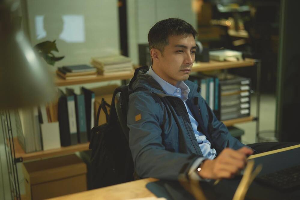 賀軍翔住處遭搜索　北檢查扣手機、相關證物