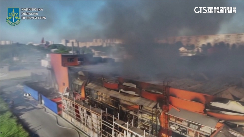 俄闢新戰場！空襲五金百貨　澤倫斯基痛批「瘋狂普丁」