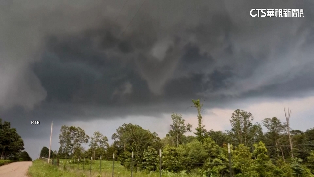 龍捲風與極端風暴襲美國　德州災情最慘