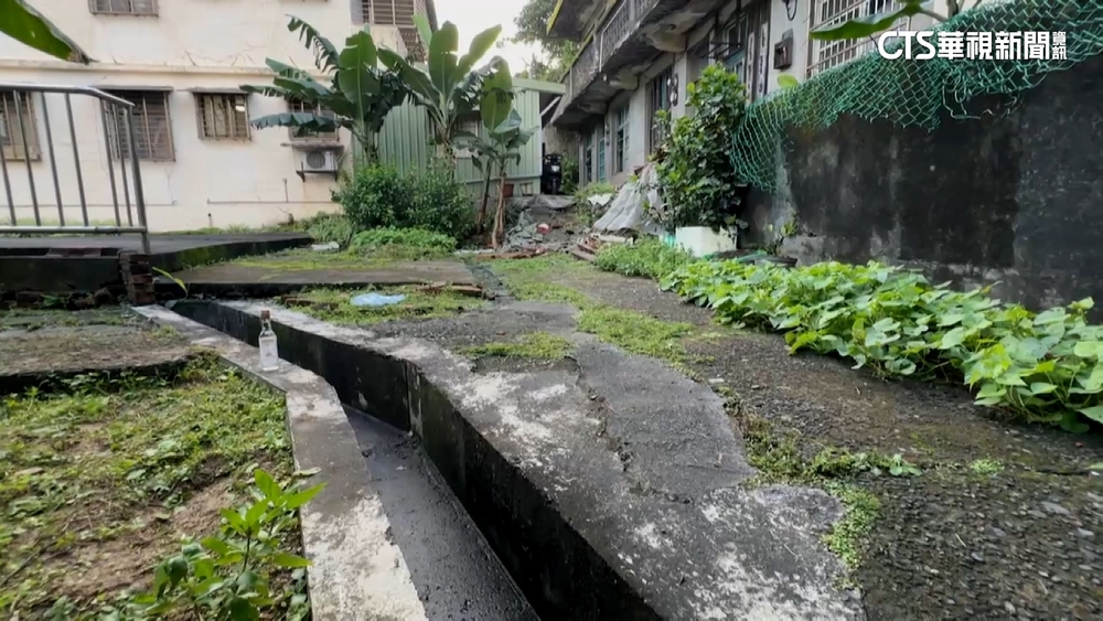 詭異！男卡僅40公分「乾涸水溝」亡　檢相驗釐清