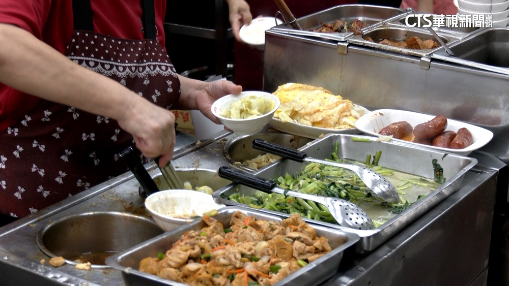 必比登名店陳明統爌肉飯　配菜防腐劑.農藥超標