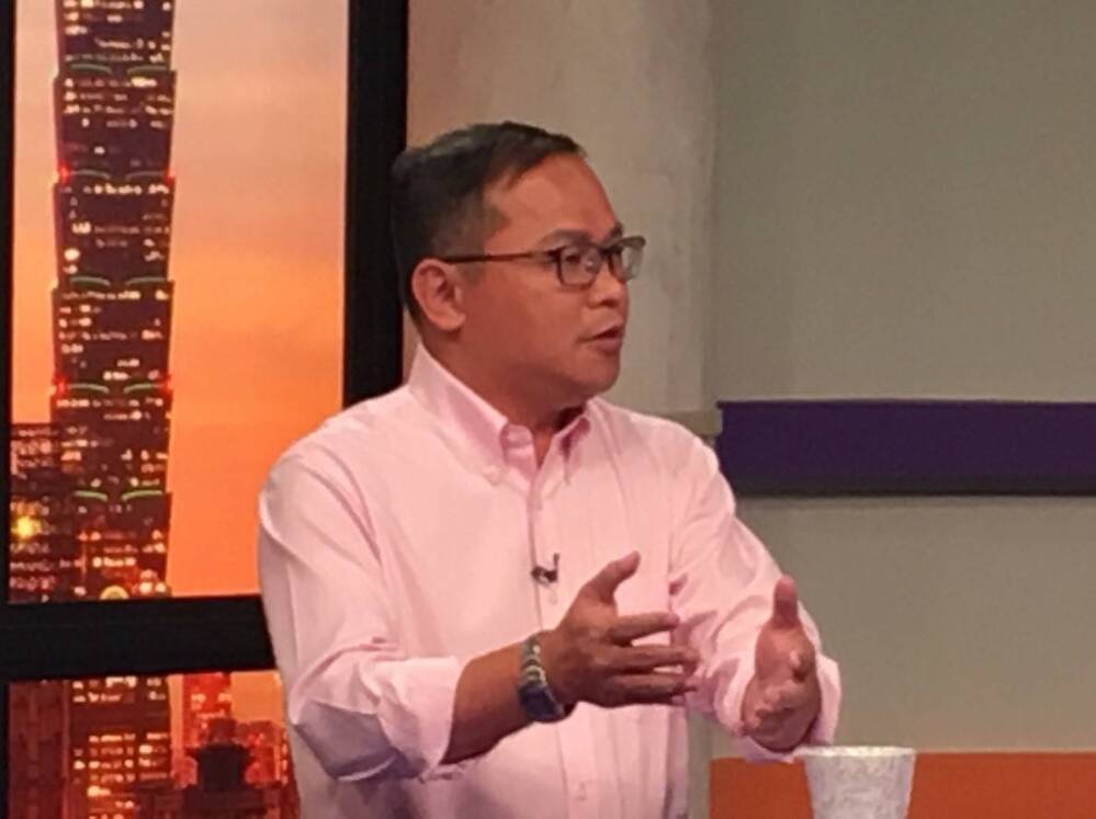 遭質疑監控被列入他字案　王義川深夜貼「景點人流分析」圖