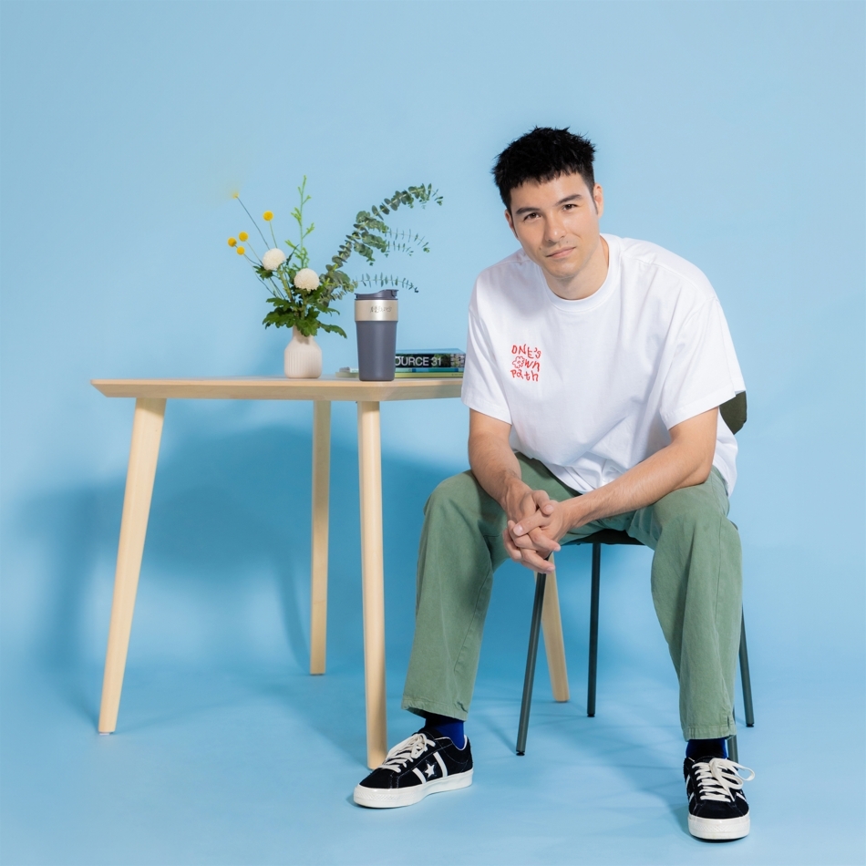 鳳小岳變身台北電影節限量商品手繪設計師 影展專刊數位版同步全面上線