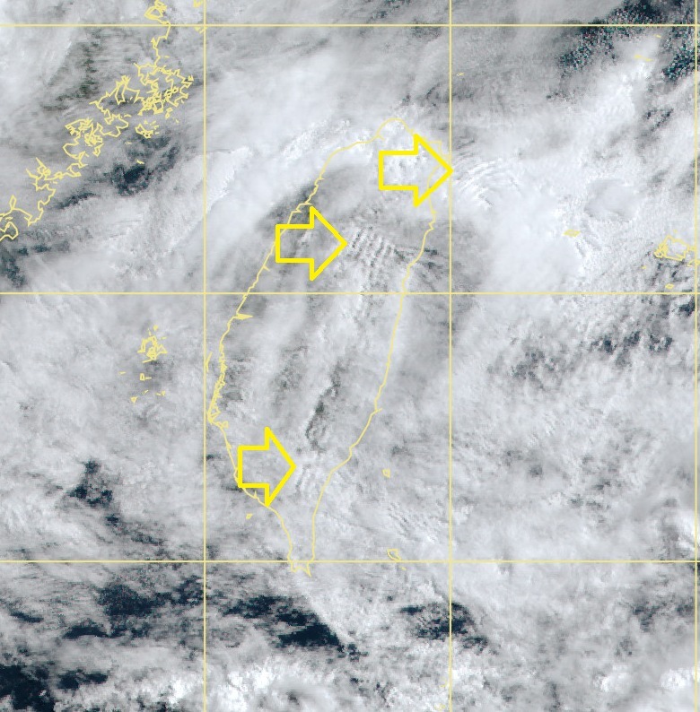 台灣上空出現「波狀雲」 鄭明典解釋：不是地震雲