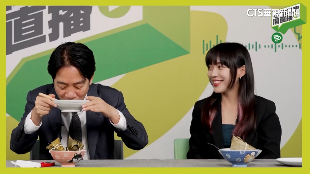 夏天好ㄌㄨㄚˋ！　賴清德「端碗狂喝」鹼粽冰