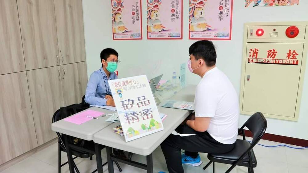 想進大公司？　台塑、矽品將設新廠「廣招新血」