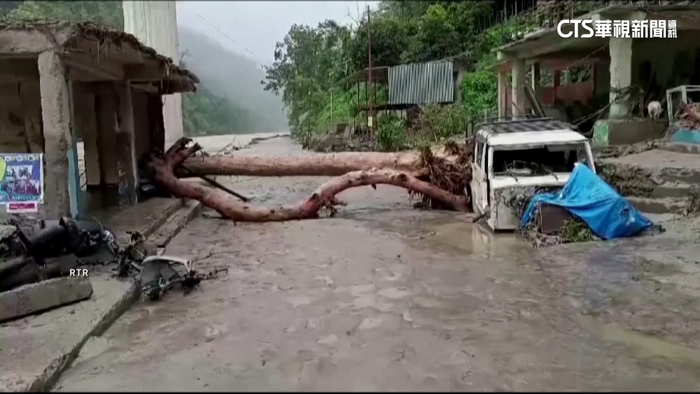 印度東部豪雨洪災　土石流害6死2400遊客受困