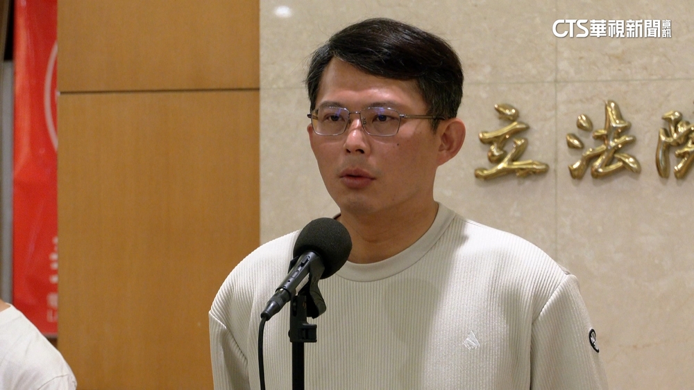 黃國昌批綠閃「電視辯論」　柯建銘：立院是最好舞台