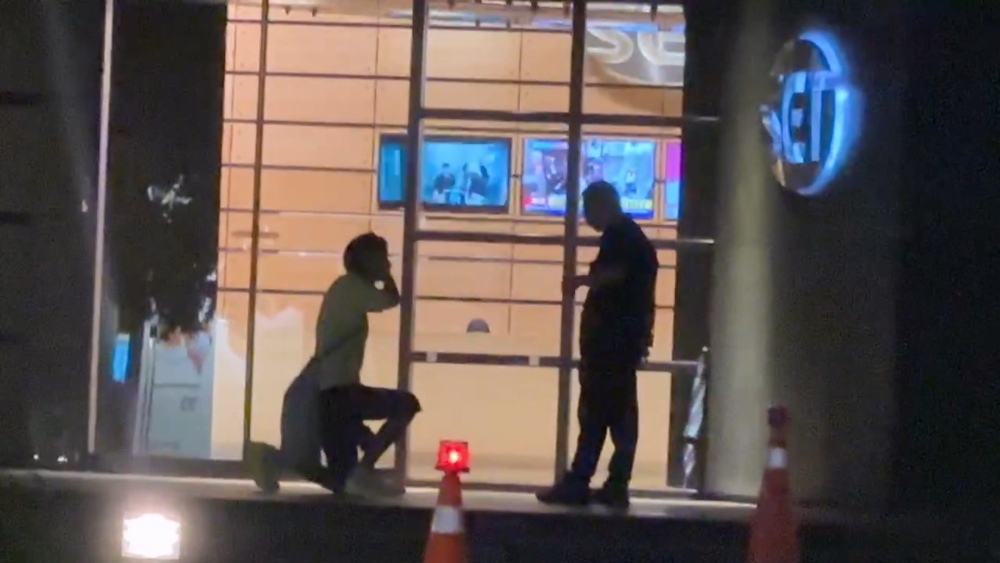 唐治平堅決否認母親離世　經紀公司發「三點聲明」：無計可施