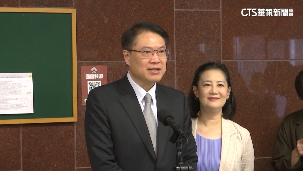 決戰覆議案！藍徹夜守議場.林右昌到場力挺綠委