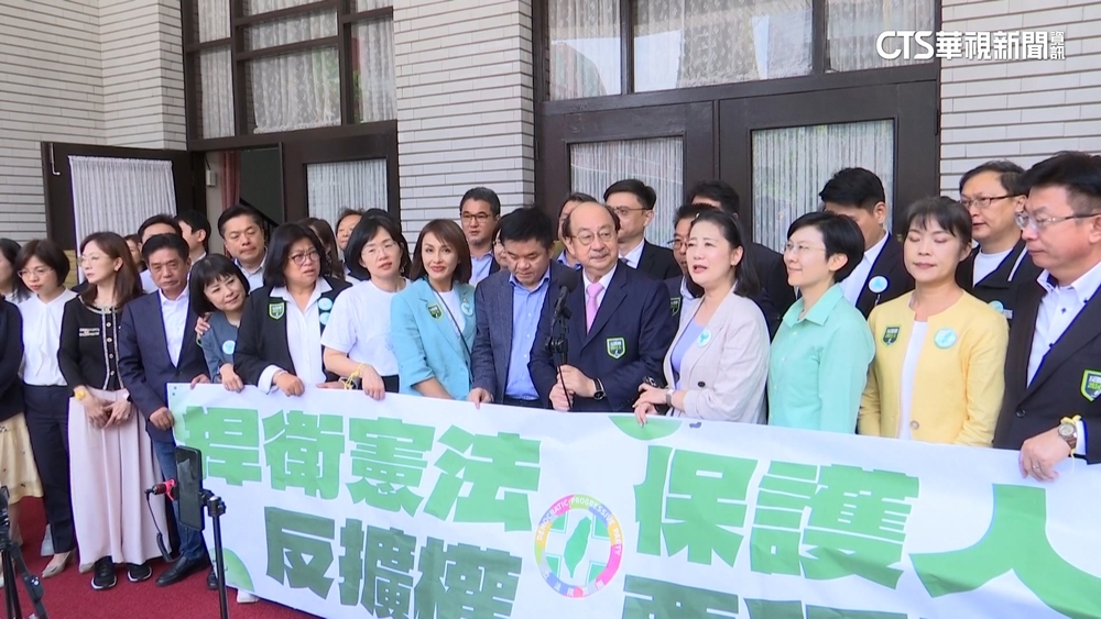 覆議案遭否決　卓榮泰：全世界最遠的距離在國會