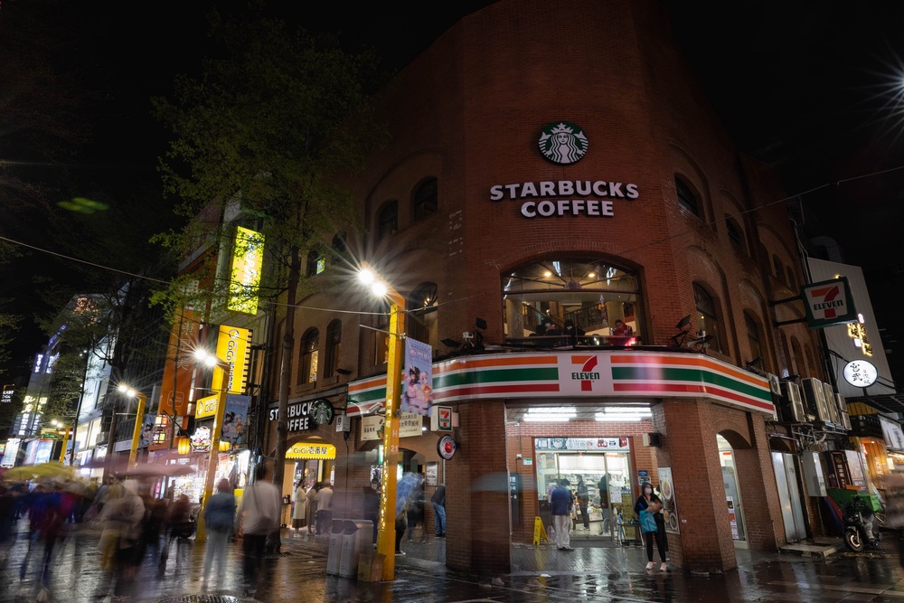 沒停電！1500家7-11「凌晨關招牌燈」 1年省逾96萬度電