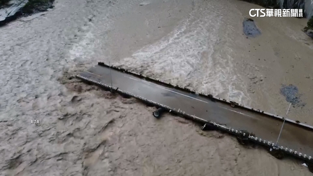 墨西哥豪雨造成山崩　沒水沒電斷糧民眾待援