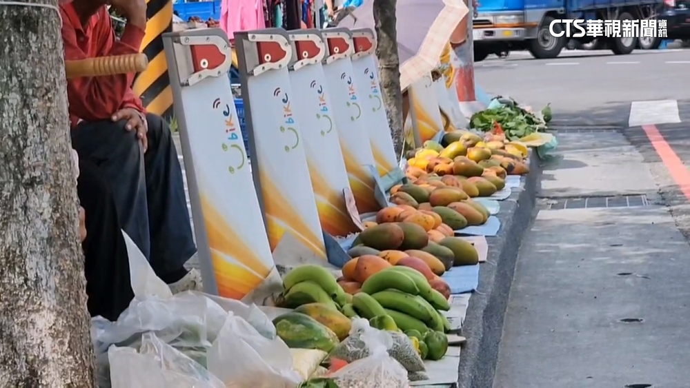 「朴子奇景」停車格變賣菜格　小琉球候船涼亭也淪陷