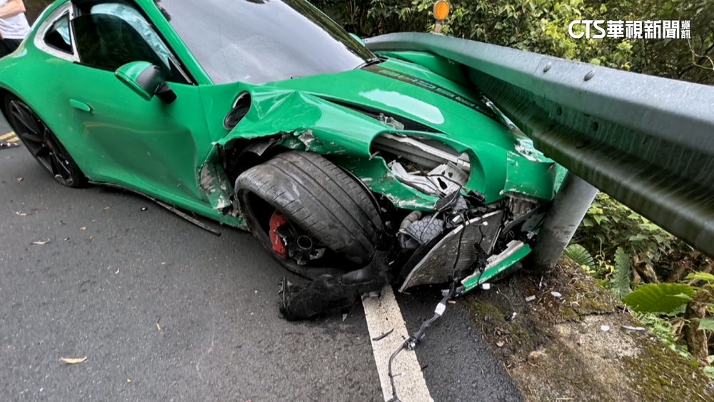 保時捷北宜自撞　住戶怨：假日跑山「噪音擾民」
