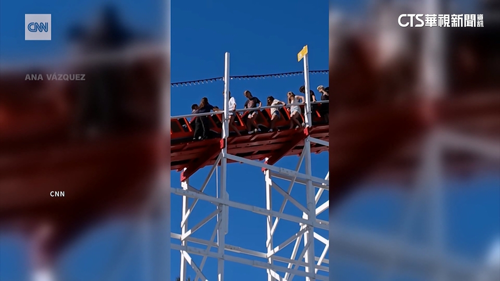 玩一半突不適！　加州遊樂園雲霄飛車「撤離遊客」